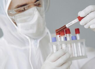 How To Recognize And Treat Anaphylaxis: Essential Emergency Tips