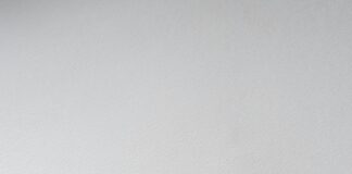 Understanding Bipolar Disorder: Key Symptoms, Causes, and Solutions