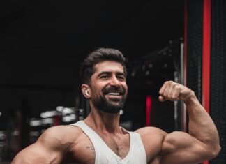 How To Build Confidence And Improve Self-Esteem: Powerful Tips Revealed