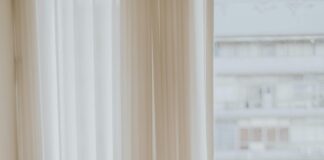 The Role of Journaling in Tracking Mood Changes: Unlock Insights