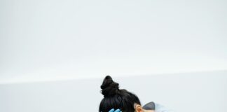 How To Recognize And Address Caregiver Burnout: Essential Tips