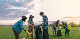 What Causes Hyperthyroidism And How To Manage It Naturally?