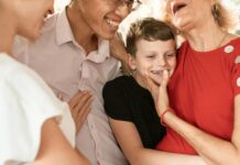 How To Manage Mental Health When Caring For Elderly Parents: Essential Tips