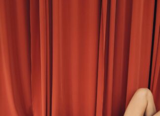 The Connection Between Diet And Mood Disorders: Surprising Facts Revealed