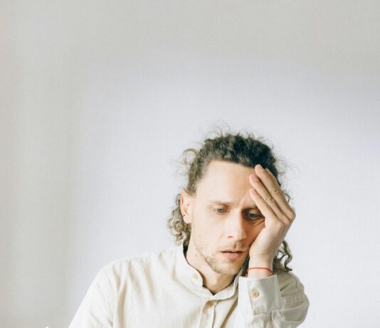 How To Identify And Manage Burnout Syndrome: Essential Tips Revealed